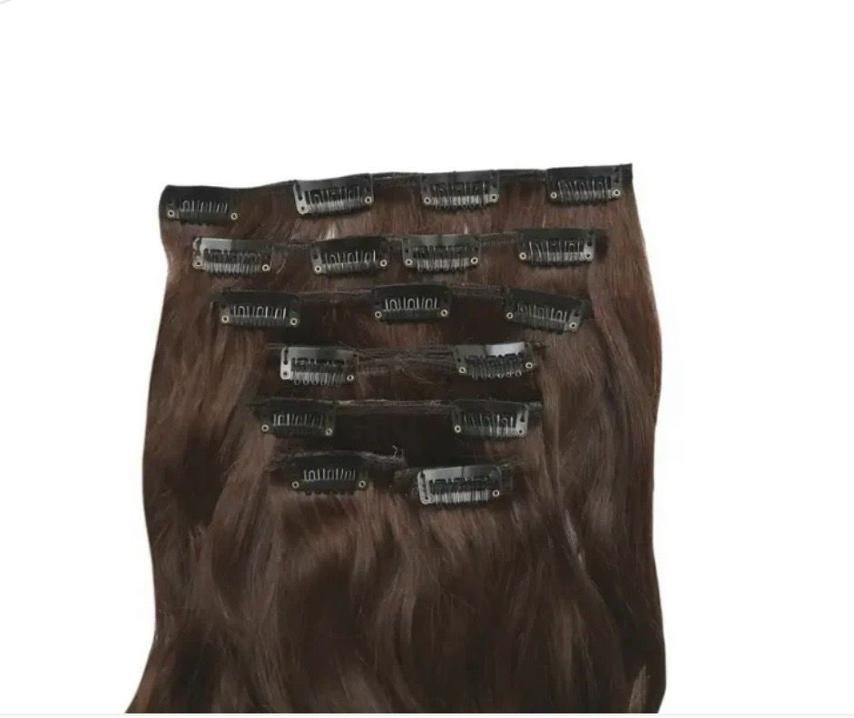 100% Brazilian Remy Human Hair – Straight Clip-In Extensions (35cm)